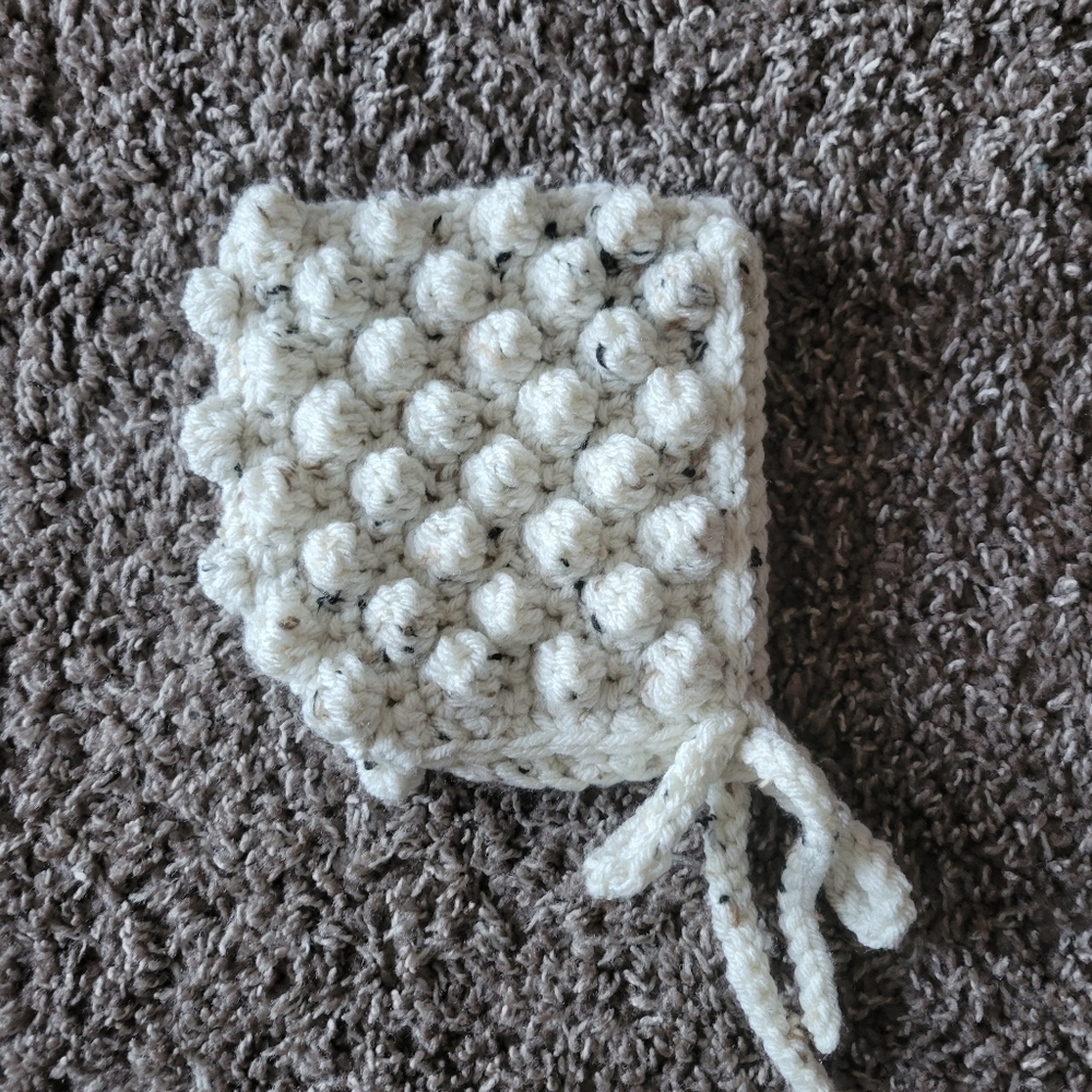 bobble bonnets in Aran Fleck